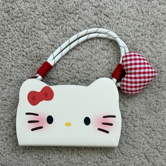 Hello Kitty White and Red phone Case - Picture 1 of 3